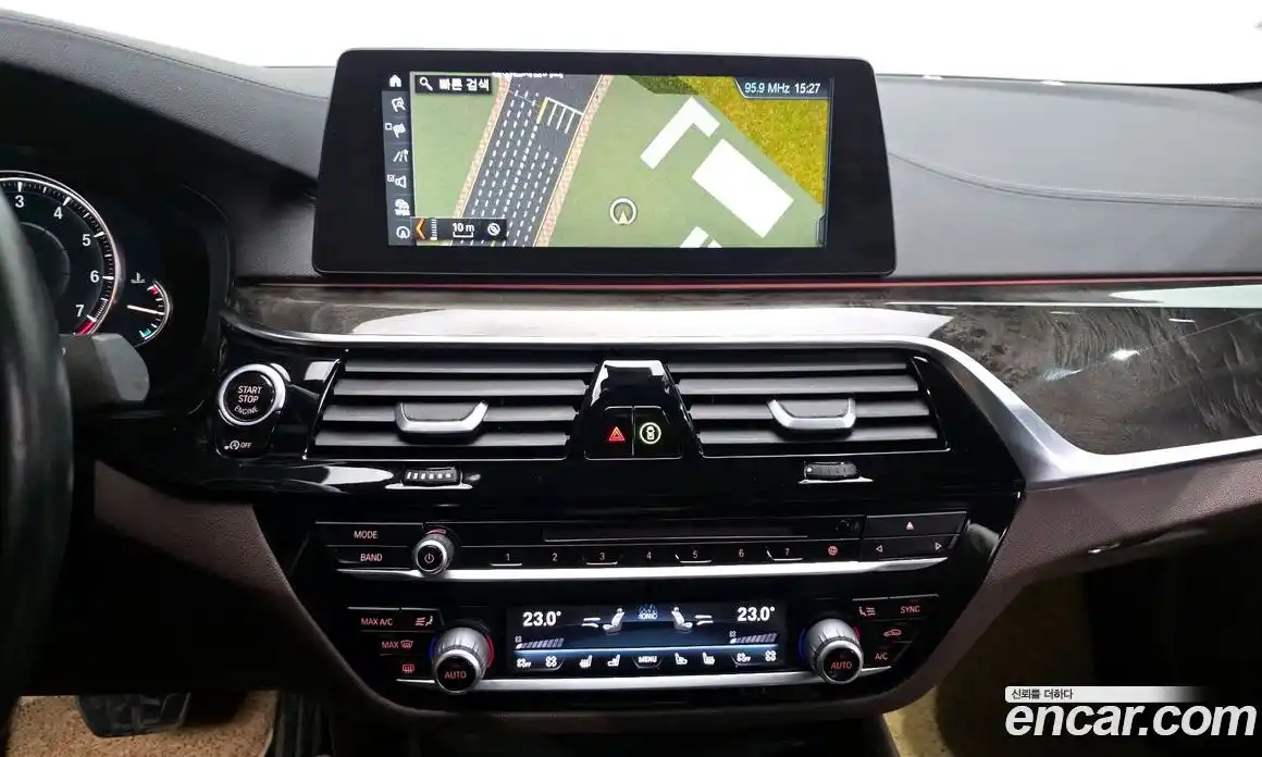 BMW 5-Series 2018 3.0 Автомат в Москве № 591663, фото 14