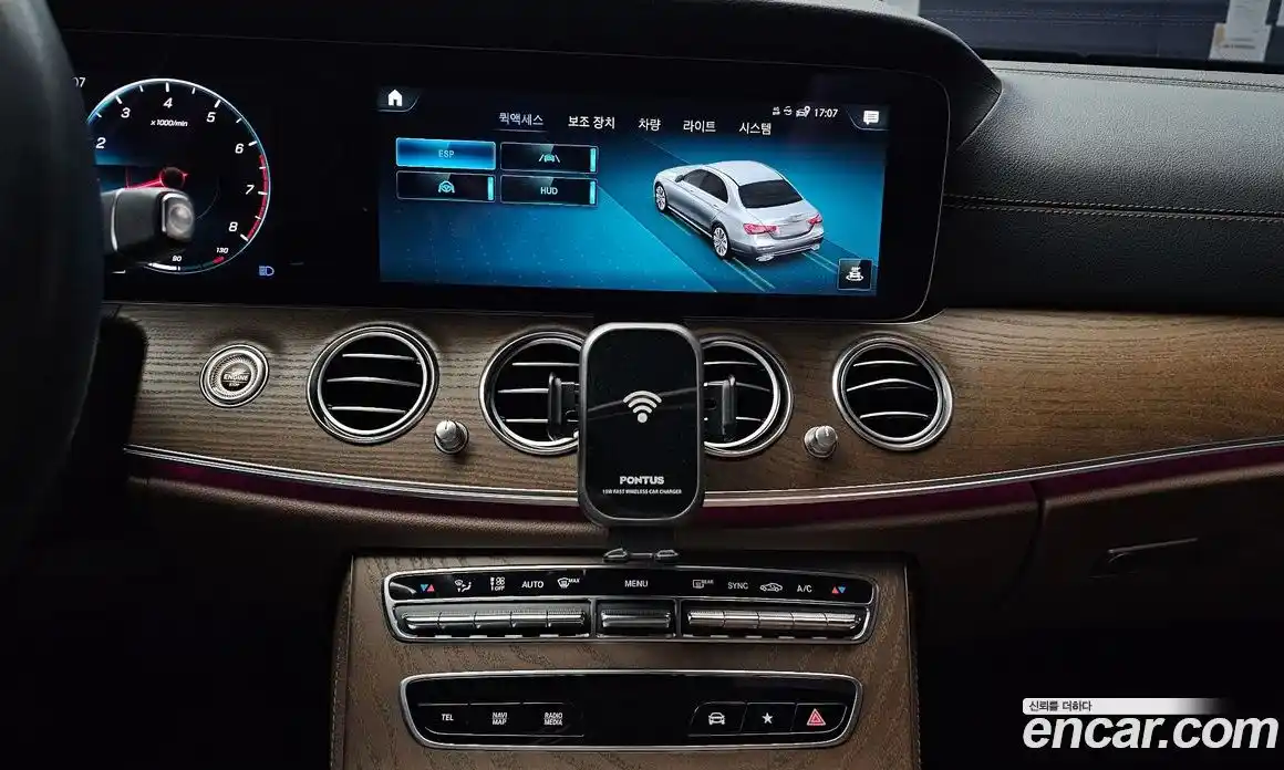 Mercedes-Benz E-Class 2022 2.0 Автомат в Москве № 591949, фото 15