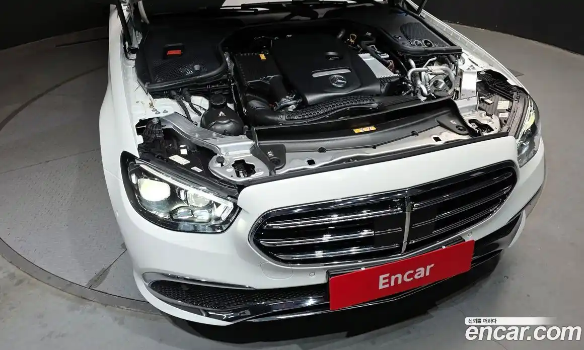 Mercedes-Benz E-Class 2022 2.0 Автомат в Москве № 591949, фото 6