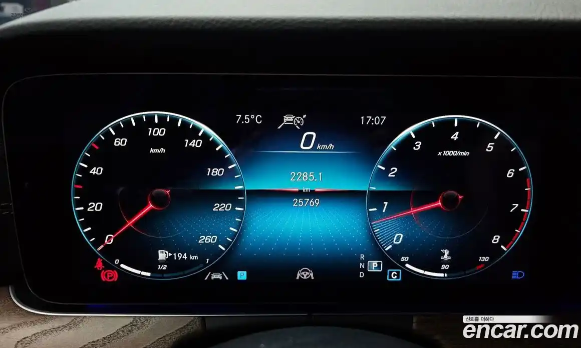 Mercedes-Benz E-Class 2022 2.0 Автомат в Москве № 591949, фото 8