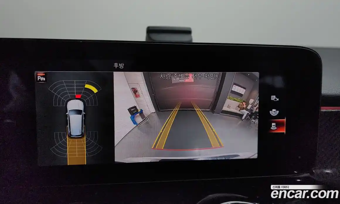 Mercedes-Benz GLB-Class 2021 2.0 Автомат в Москве № 592115, фото 17