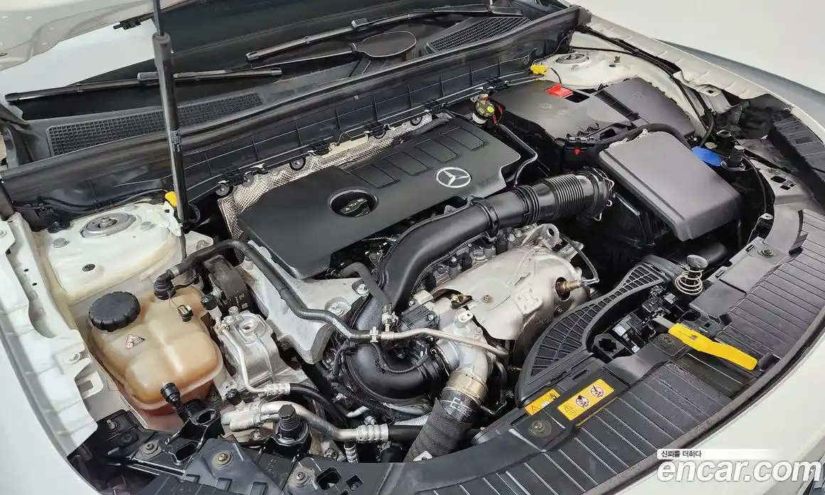 Mercedes-Benz GLB-Class 2021 2.0 Автомат в Москве № 592115, фото 6