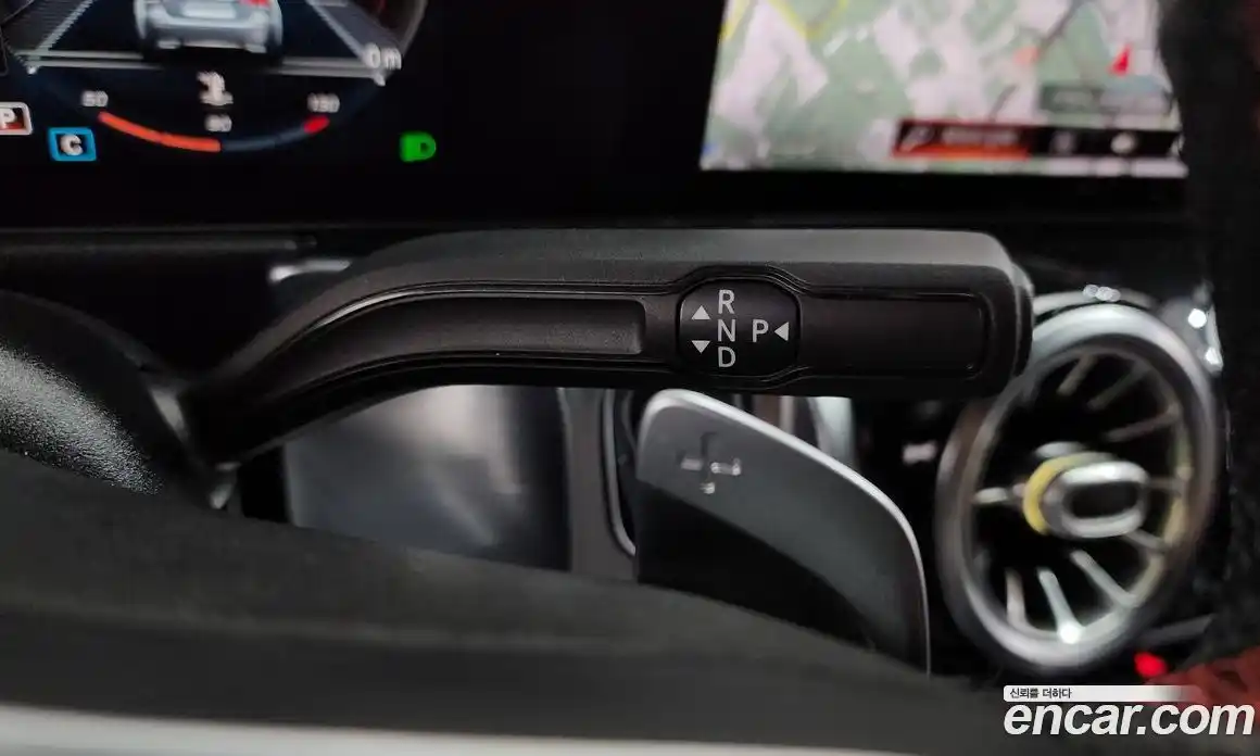 Mercedes-Benz GLB-Class 2021 2.0 Автомат в Москве № 592115, фото 9