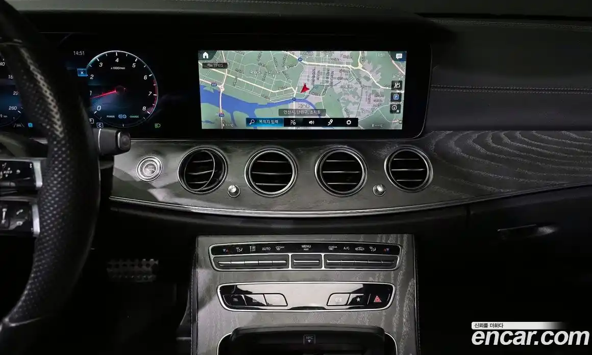 Mercedes-Benz E-Class 2022 2.0 Автомат в Москве № 592217, фото 17