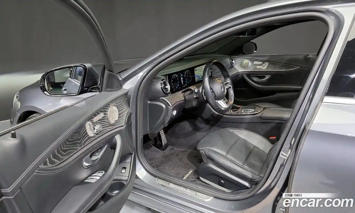 Mercedes-Benz E-Class 2022 2.0 Автомат в Москве № 592217, фото 10