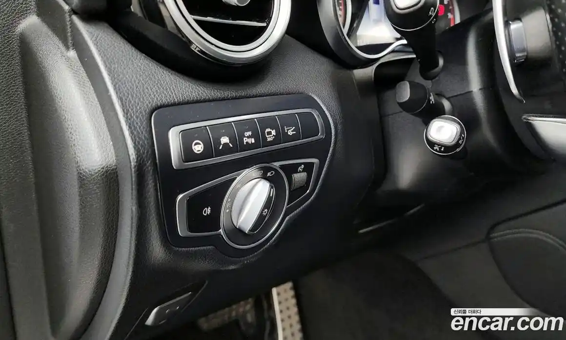 Mercedes-Benz GLC-Class 2019 4.0 Автомат в Москве № 592568, фото 16