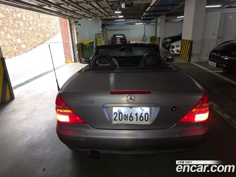 Mercedes-Benz SLK-Class 2001 2.3 Автомат в Москве № 592666, фото 4