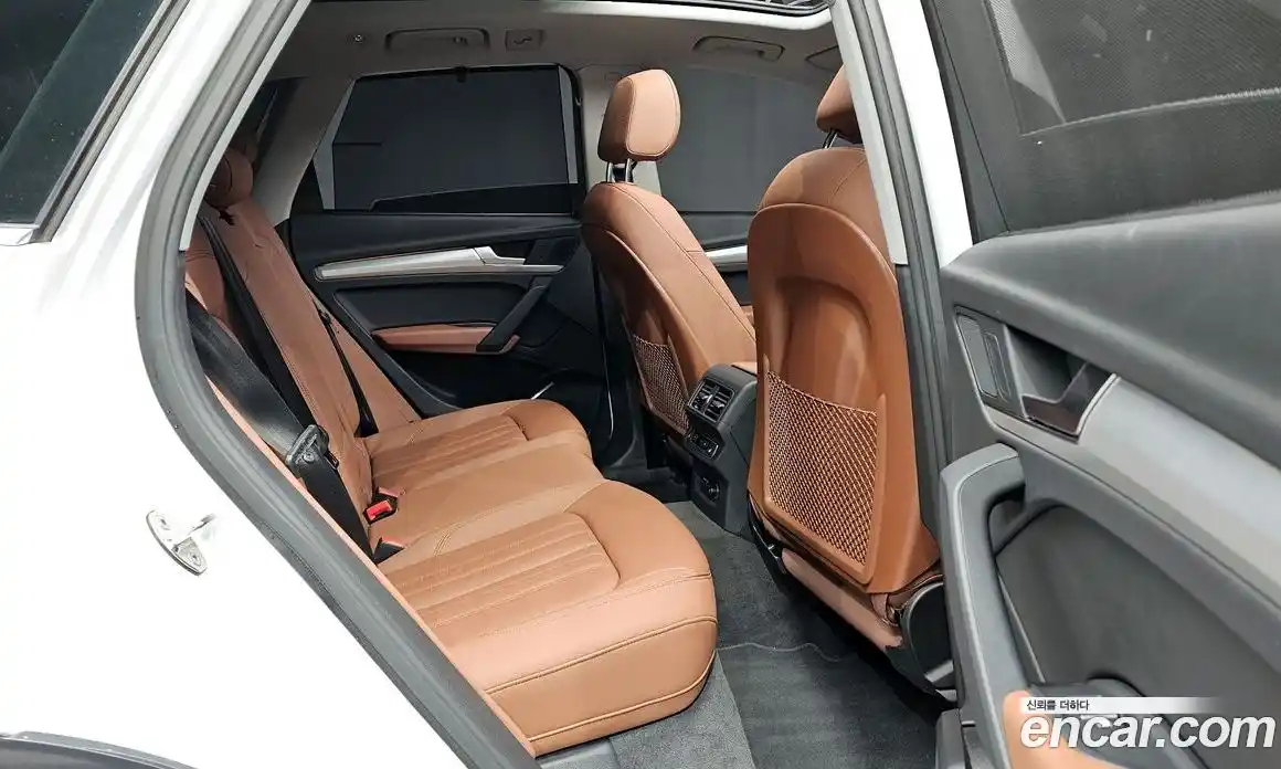 Audi Q5 2022 2.0 Автомат в Москве № 592845, фото 11