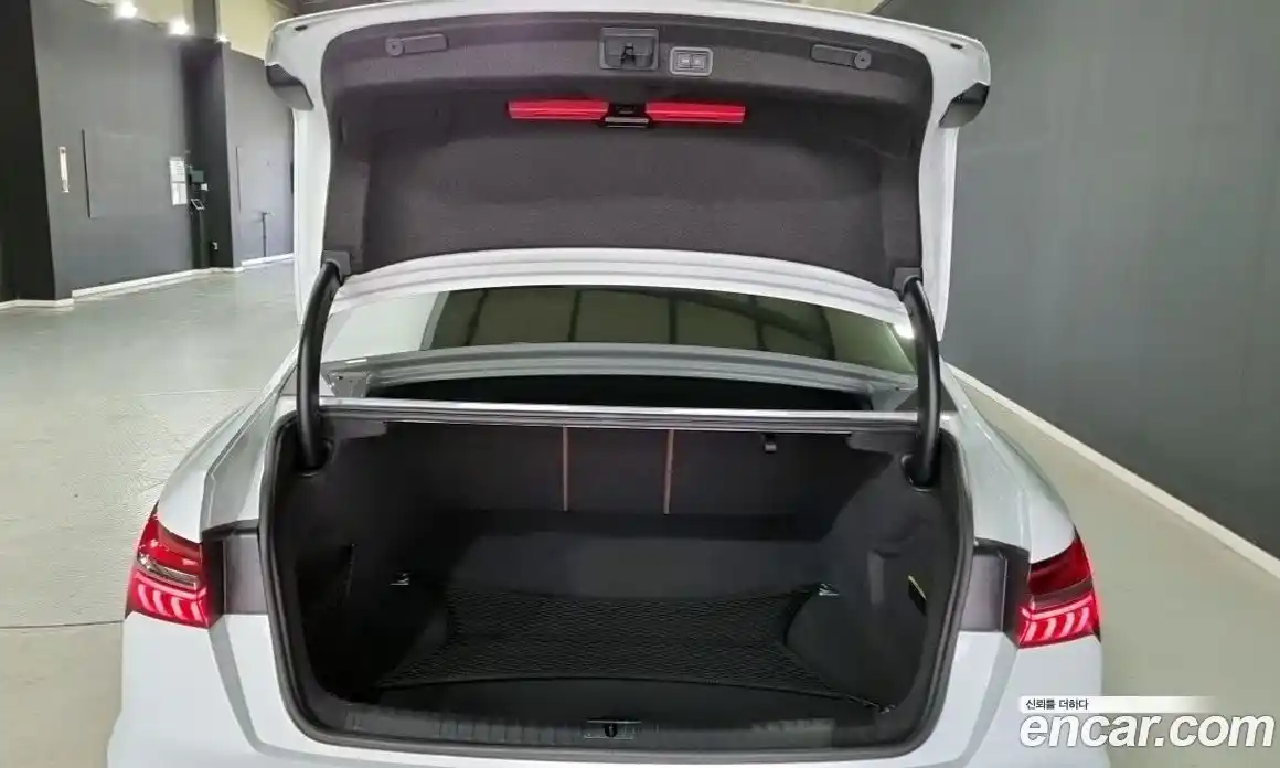 Audi A6 2020 2.0 Автомат в Москве № 592998, фото 18