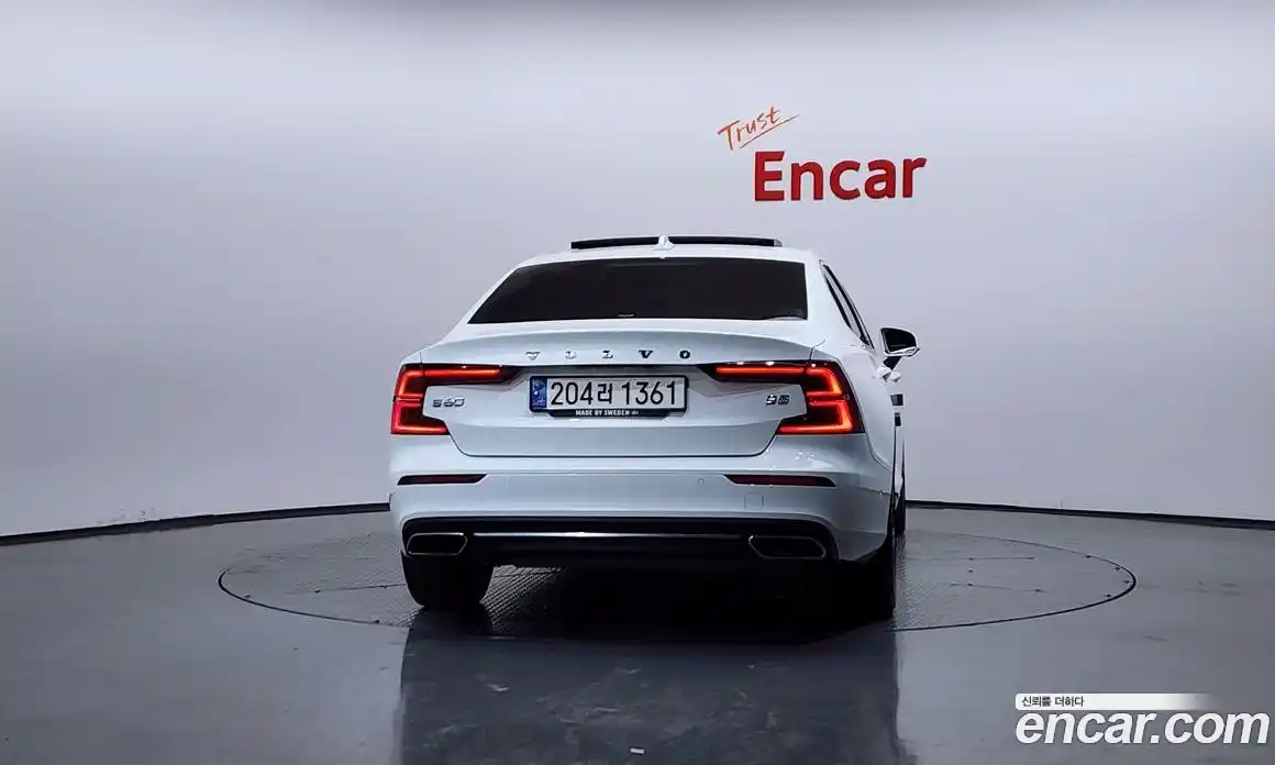 Volvo S60 2021 2.0 Автомат в Москве № 593714, фото 4