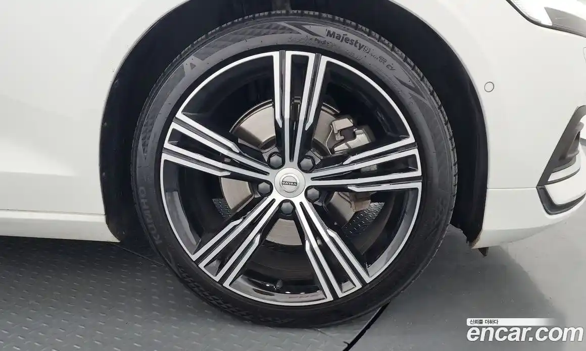 Volvo S60 2021 2.0 Автомат в Москве № 593714, фото 5