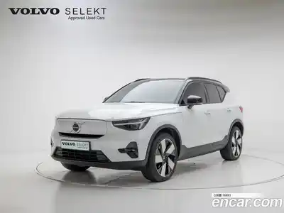 Volvo XC40, 2024