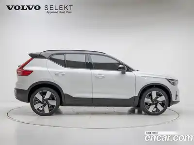 Volvo XC40 2024 Автомат в Москве № 593864, миниатюра 3