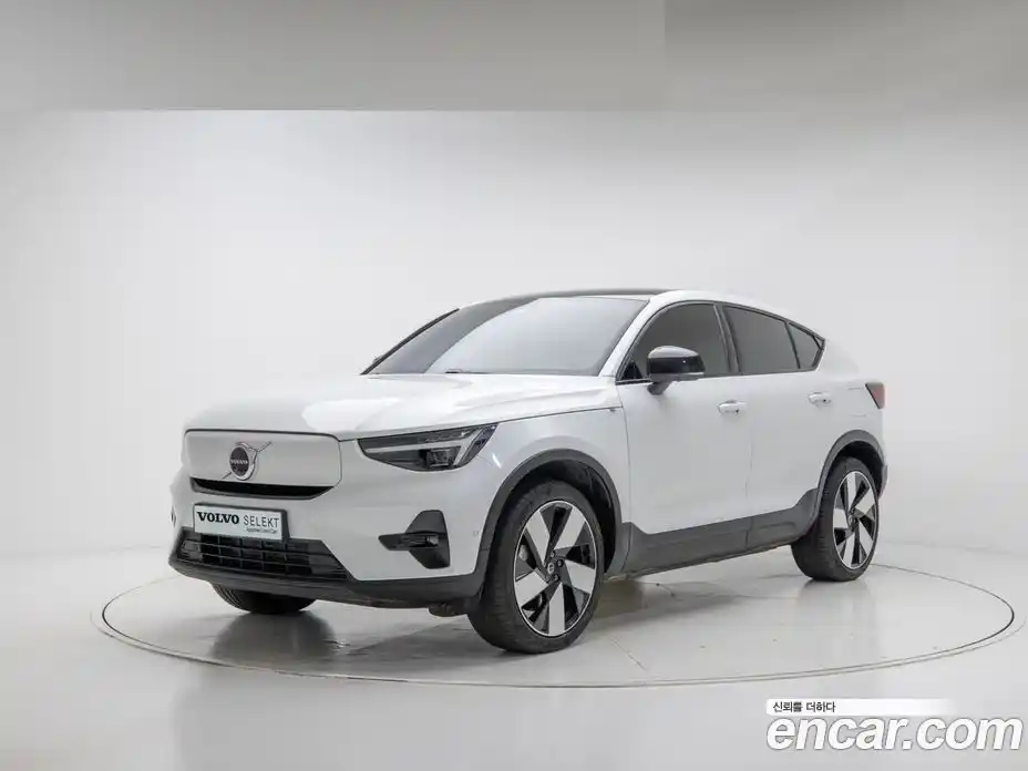 Volvo C40 2024 0.2 Автомат в Москве № 593868, фото 1