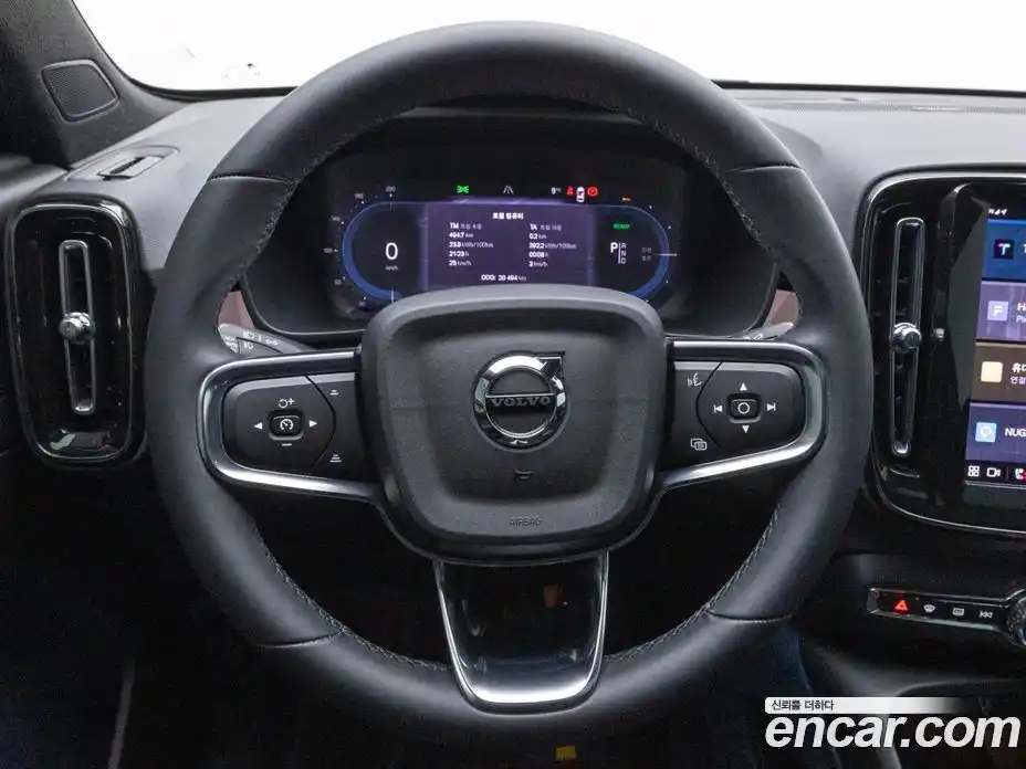 Volvo C40 2024 0.2 Автомат в Москве № 593868, фото 12