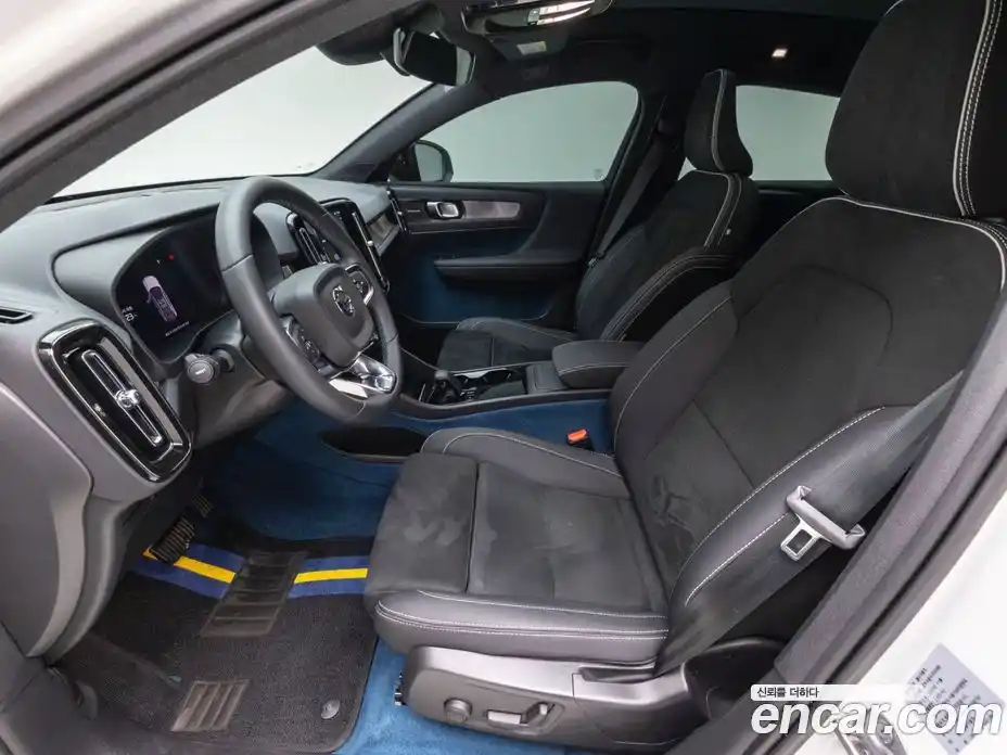 Volvo C40 2024 0.2 Автомат в Москве № 593868, фото 10