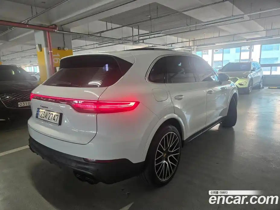 Porsche Cayenne 2020 3.0 Автомат в Москве № 594579, фото 4