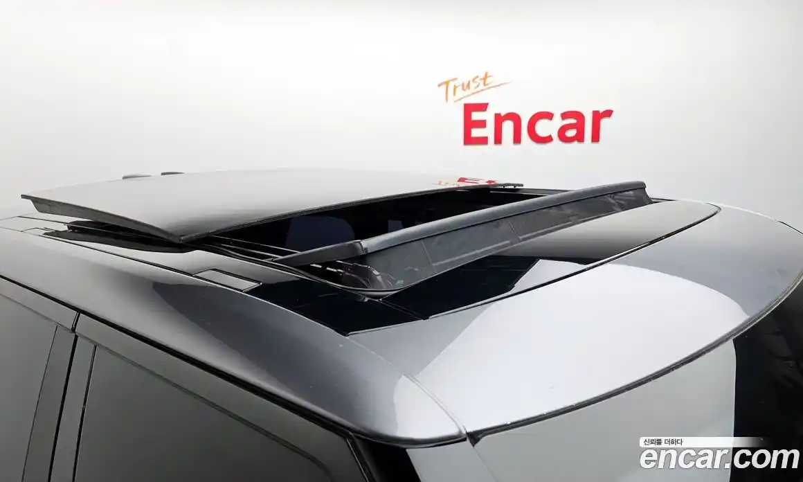 Land Rover Range-Rover 2023 3.0 Автомат в Москве № 594630, фото 20