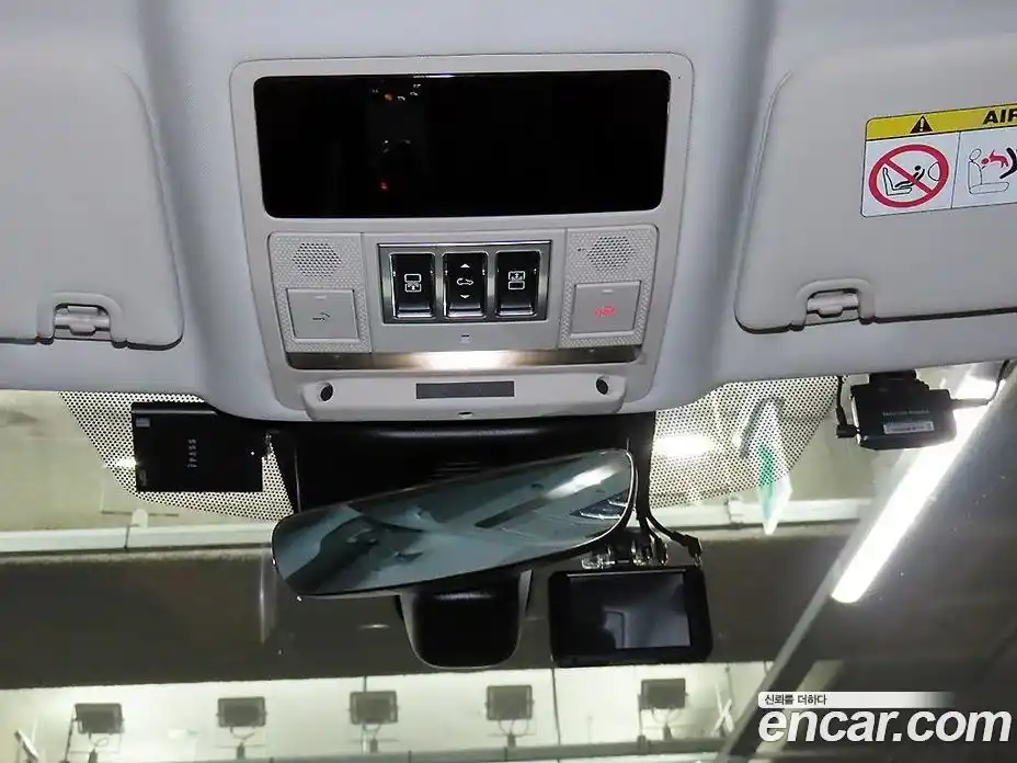 Land Rover Discovery 2018 3.0 Автомат в Москве № 594959, фото 13