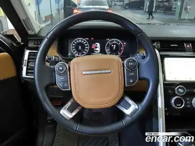 Land Rover Discovery 2018 3.0 Автомат в Москве № 594959, миниатюра 8