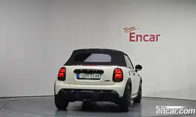 Mini Cooper Convertible 2022 2.0 Автомат в Москве № 595174, миниатюра 3