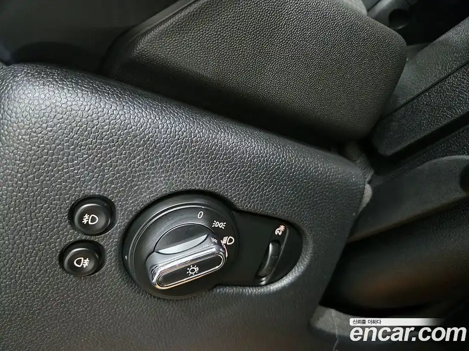 Mini Cooper 2019 1.5 Автомат в Москве № 595179, фото 12