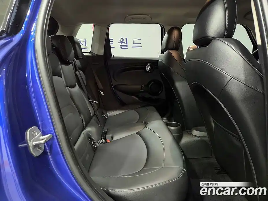 Mini Cooper 2019 1.5 Автомат в Москве № 595179, фото 18