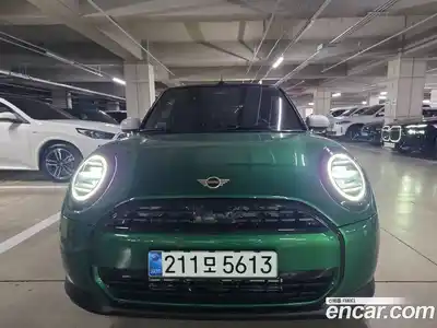 Mini Cooper Convertible 2025 2.0 Автомат в Москве № 595206, миниатюра 3