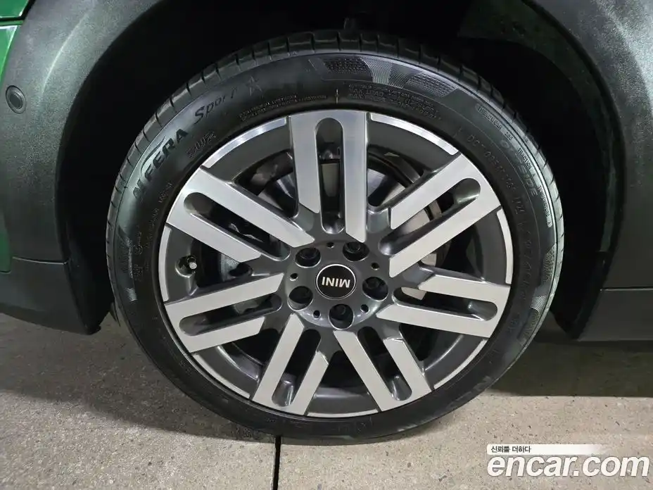 Mini Cooper Convertible 2025 2.0 Автомат в Москве № 595206, фото 5