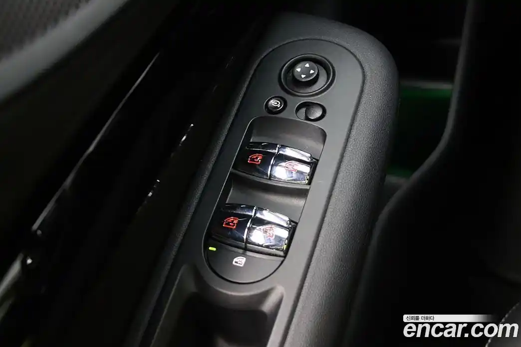 Mini Clubman 2024 1.5 Автомат в Москве № 595243, фото 10