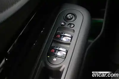 Mini Clubman 2024 1.5 Автомат в Москве № 595243, миниатюра 10