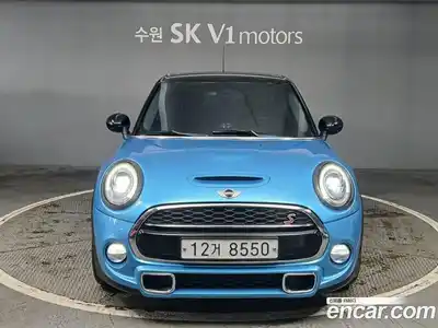 Mini Cooper, 2015
