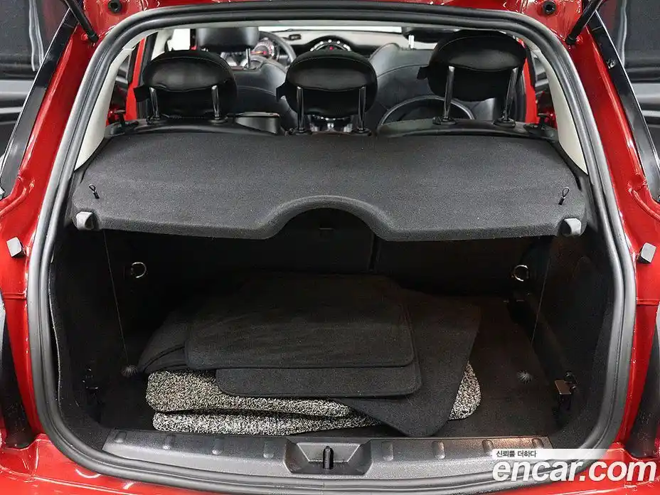 Mini Cooper 2015 1.5 Автомат в Москве № 595349, фото 20