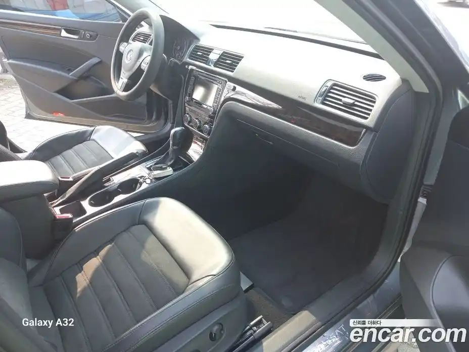 Volkswagen Passat 2014 2.0 Автомат в Москве № 607623, фото 16