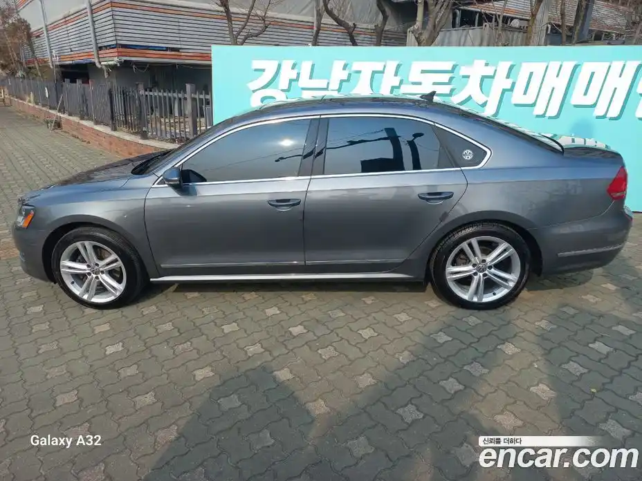 Volkswagen Passat 2014 2.0 Автомат в Москве № 607623, фото 20