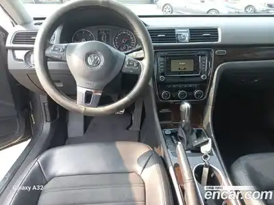Volkswagen Passat 2014 2.0 Автомат в Москве № 607623, миниатюра 7