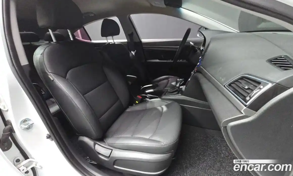 Hyundai Avante 2016 1.6 Автомат в Москве № 607882, фото 11