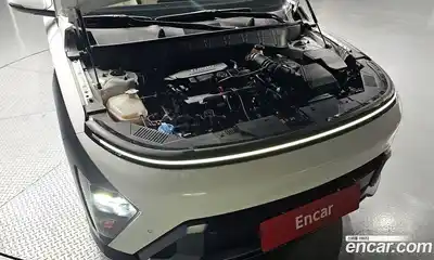 Hyundai Kona 2023 1.6 Автомат в Москве № 607988, миниатюра 6