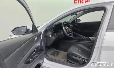 Hyundai Avante 2021 1.6 Автомат в Москве № 608005, миниатюра 11