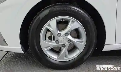 Hyundai Avante 2021 1.6 Автомат в Москве № 608005, миниатюра 5