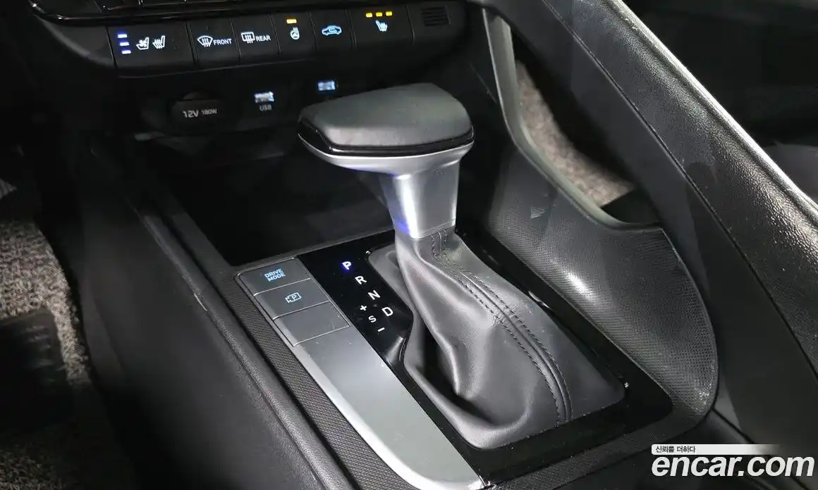 Hyundai Avante 2021 1.6 Автомат в Москве № 608005, фото 9