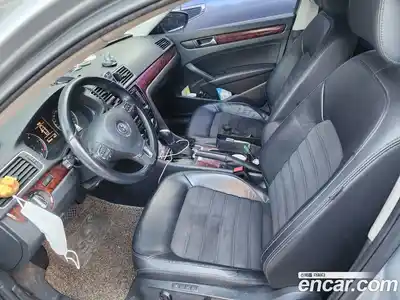 Volkswagen Passat 2013 2.0 Автомат в Москве № 608007, миниатюра 9