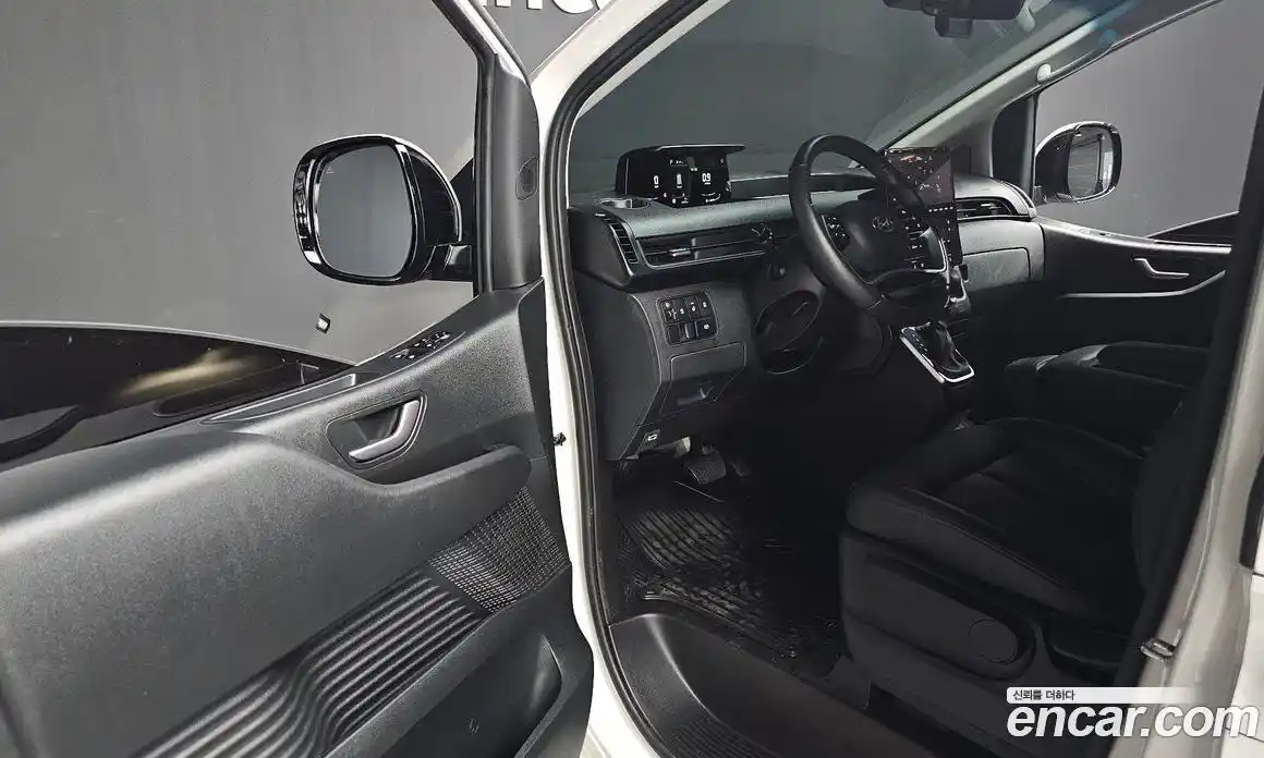 Hyundai Staria 2024 2.2 Автомат в Москве № 608147, фото 11