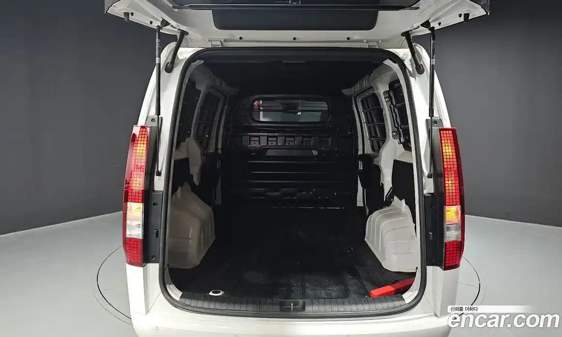 Hyundai Staria 2024 2.2 Автомат в Москве № 608147, фото 20