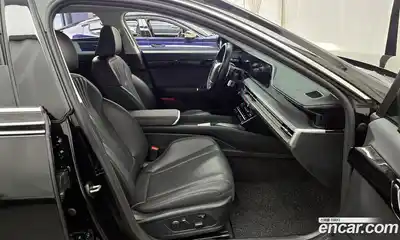 Hyundai Grandeur 2023 2.5 Автомат в Москве № 608408, миниатюра 11