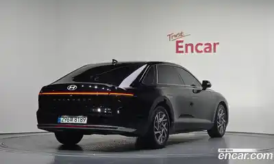 Hyundai Grandeur 2023 2.5 Автомат в Москве № 608408, миниатюра 2