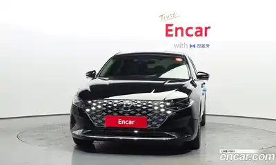 Hyundai Grandeur 2022 2.5 Автомат в Москве № 608614, миниатюра 3