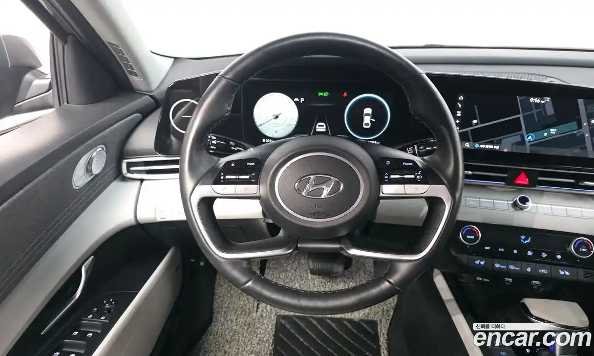 Hyundai Avante 2021 1.6 Автомат в Москве № 608659, фото 13