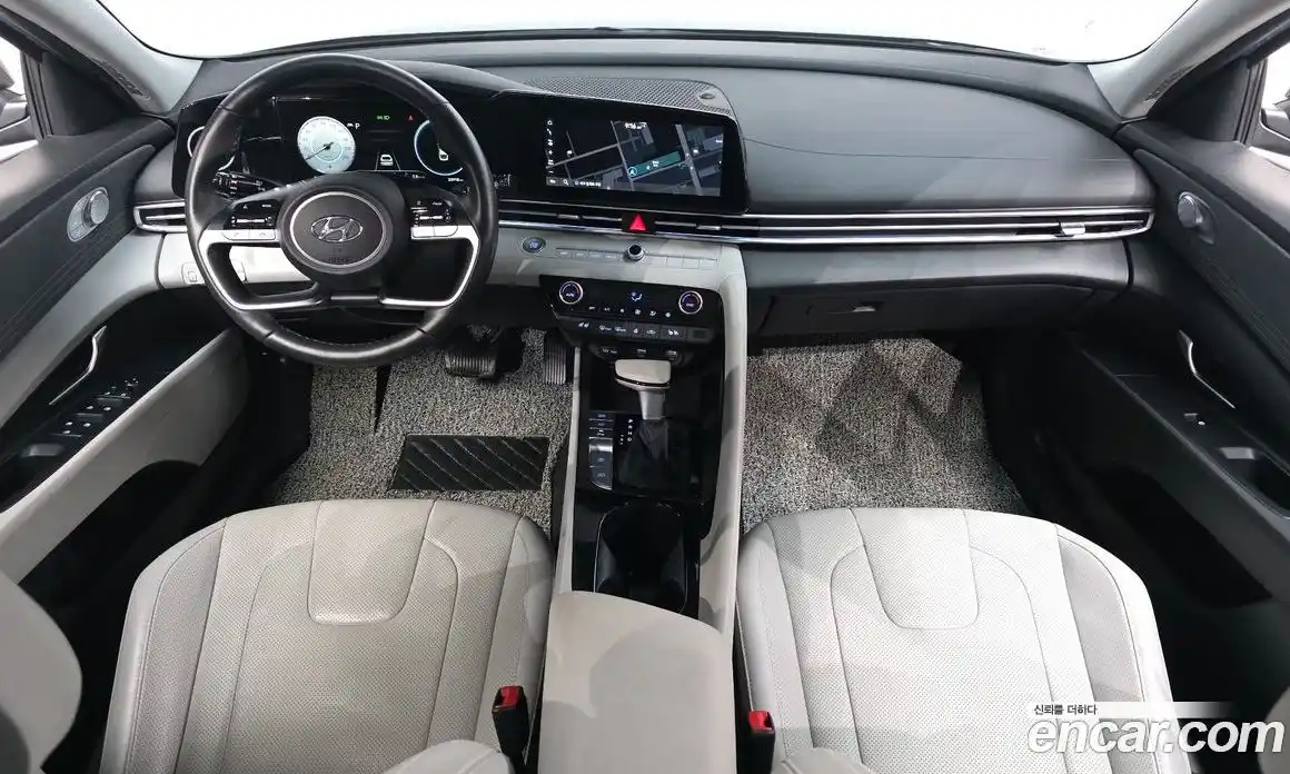 Hyundai Avante 2021 1.6 Автомат в Москве № 608659, фото 7