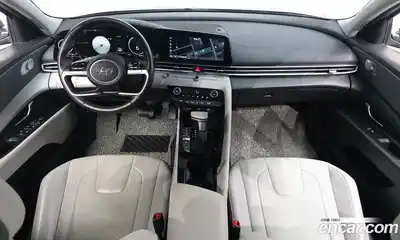 Hyundai Avante 2021 1.6 Автомат в Москве № 608659, миниатюра 7